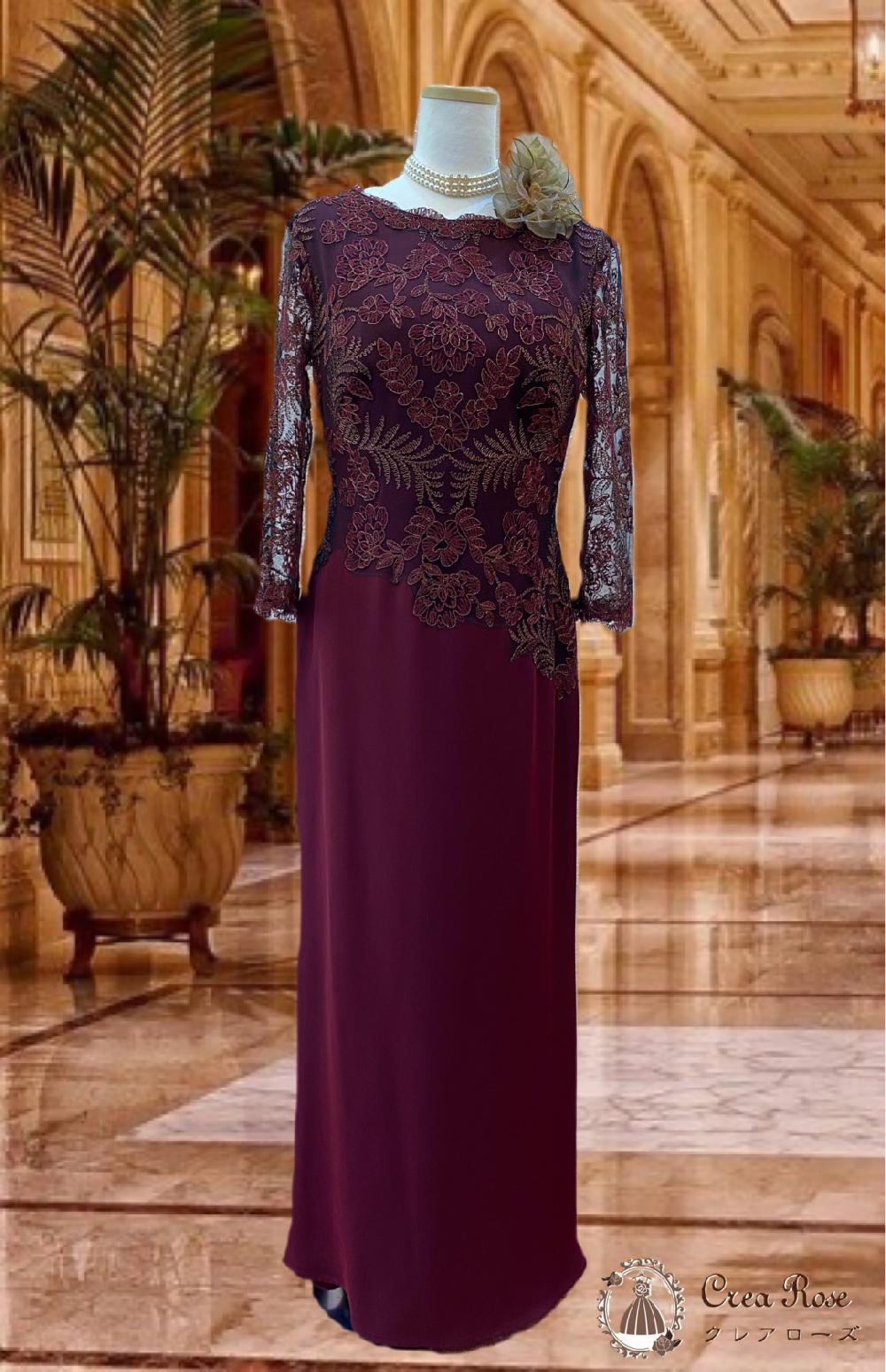 横浜元町　13号の正礼装ドレス【ヴィーナスレッドドレス】ワインレッドが印象的なドレスは新郎新婦お母様やミセスのパーティに