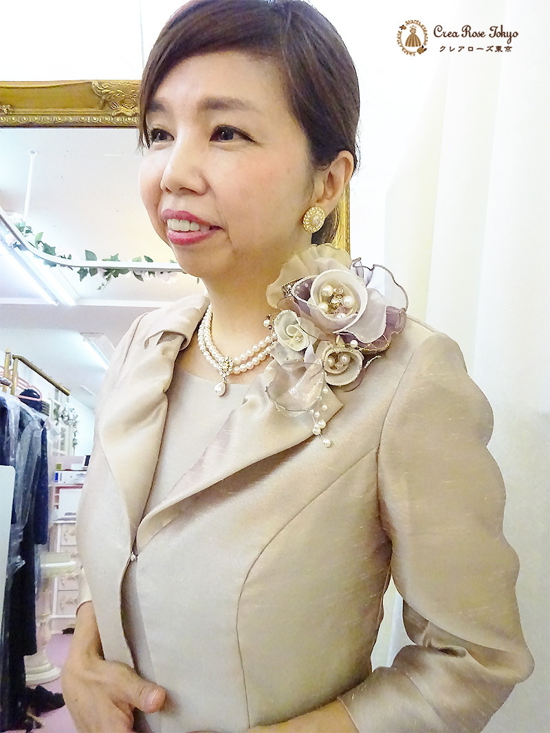 穏やかな光沢と色合いが魅力の日本製オールマイティジャケット【モアラジャケット】ミセスの結婚式やパーティーに