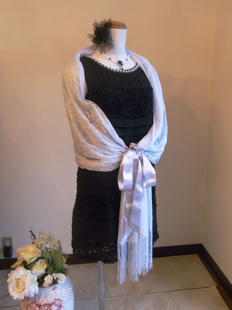 [ファニーショール]パーティードレスを引き立てるシルバーラメショール