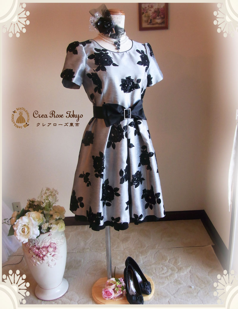 [ディアローズ]人気レストローズパーティーゲストドレス　S～M(５～９号)サイズ