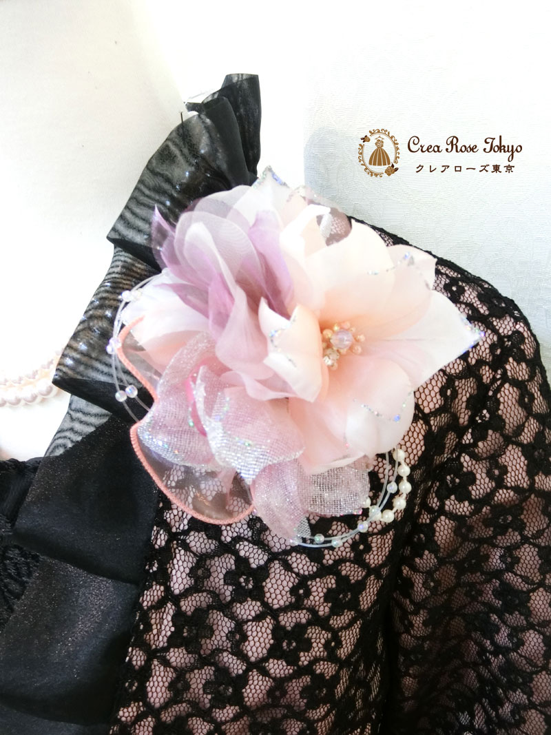 【ジュリエットコサージュ：パープルピンク】ジャケットが映えるブーケフラワー