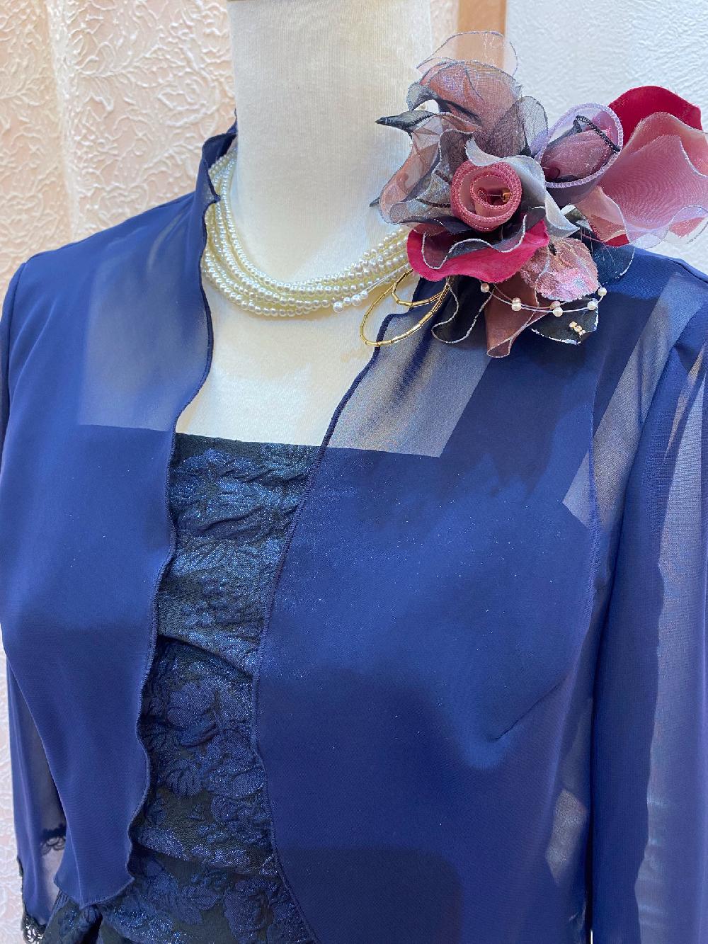 横浜元町　【アンナモナコ＋ファシルベールボレロ】背が高いお母様のシンプルドレスに