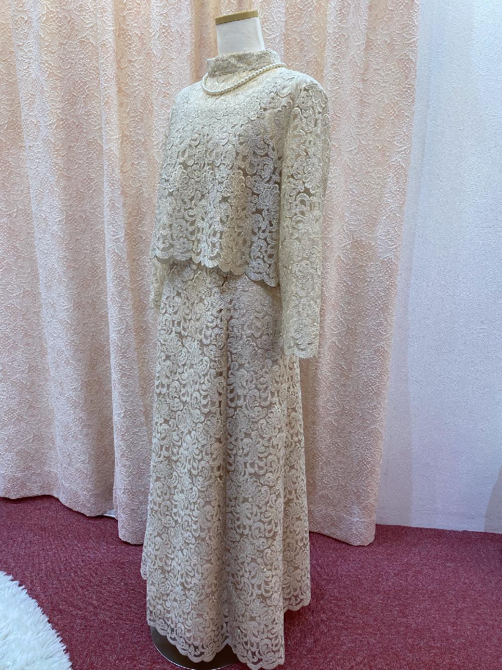 浅草本店 シンプルに上品に着こなすシャンパンゴールドの正礼装【マリアフランスドレス＋クラランスボレロ】結婚式のお母様ドレス、ミセスのパーティーに