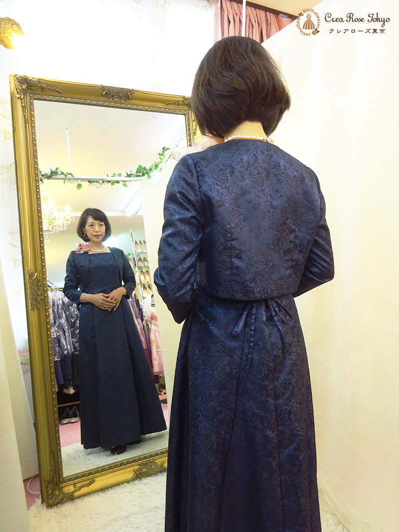 横浜元町　クレアローズ東京オリジナル正礼装 ・人気の母親ドレス！バラが全身に輝くコーディネート2点セット【ミシェルネイビードレス＋ミシェルネイビージャケット】サイズ各種