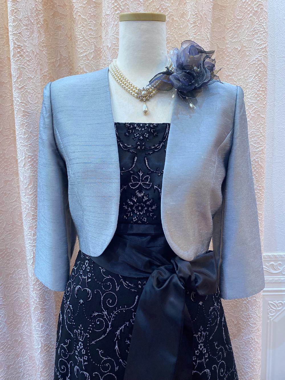 横浜元町限定　長身の方におすすめ【シャルル・ウエンディードレス＋ジリアングレージャケット】華やかさときちんと感を併せ持つコーディネート