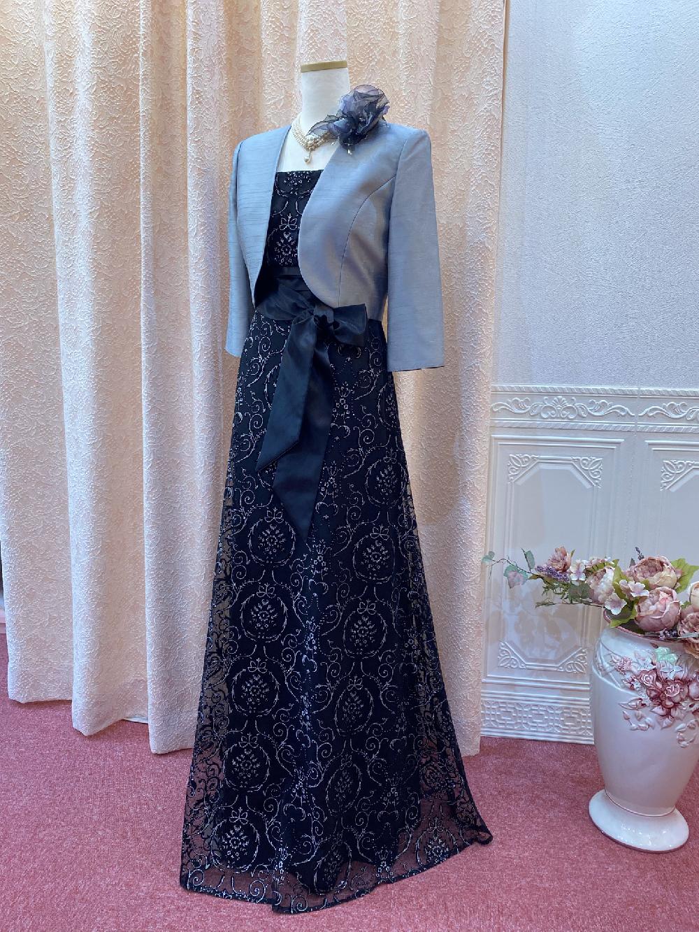 横浜元町限定　長身の方におすすめ【シャルル・ウエンディードレス＋ジリアングレージャケット】華やかさときちんと感を併せ持つコーディネート