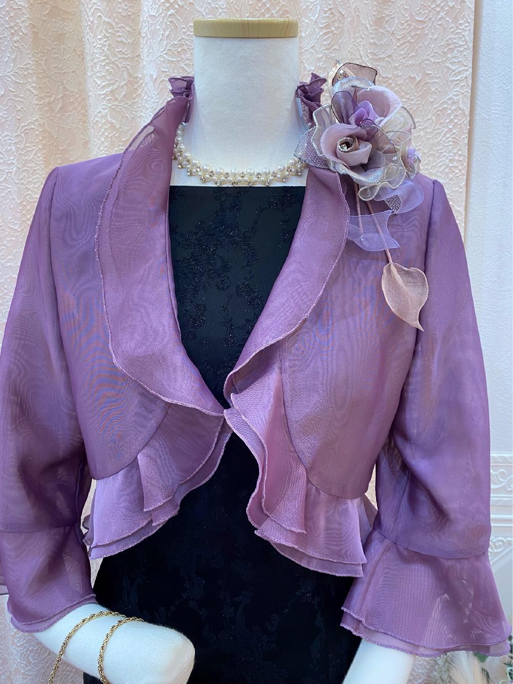 横浜元町　マーメイドラインが綺麗なロングドレスと華やかなボレロのセット【シャマーラブラックドレス＋ベリカパープルボレロ】女性らしい色合いをプラスしたブラックドレススタイル