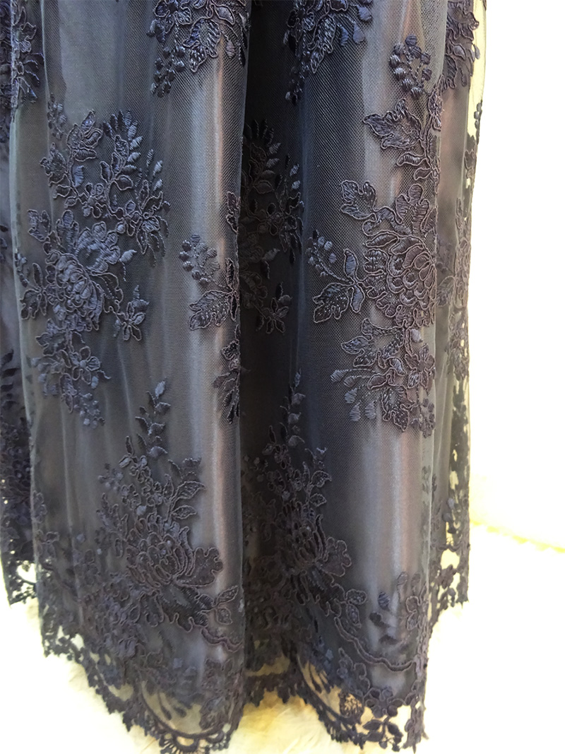 サイズ各種あり！かすかに揺れる高級レースが心に響く、クレアローズオリジナル母親ロングドレス【エモリアフランスドレス】