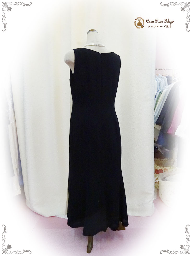 13号！日本製のシンプルなブラックロングドレス【シルヴィアドレス】背の低いお母様・ご親族様に