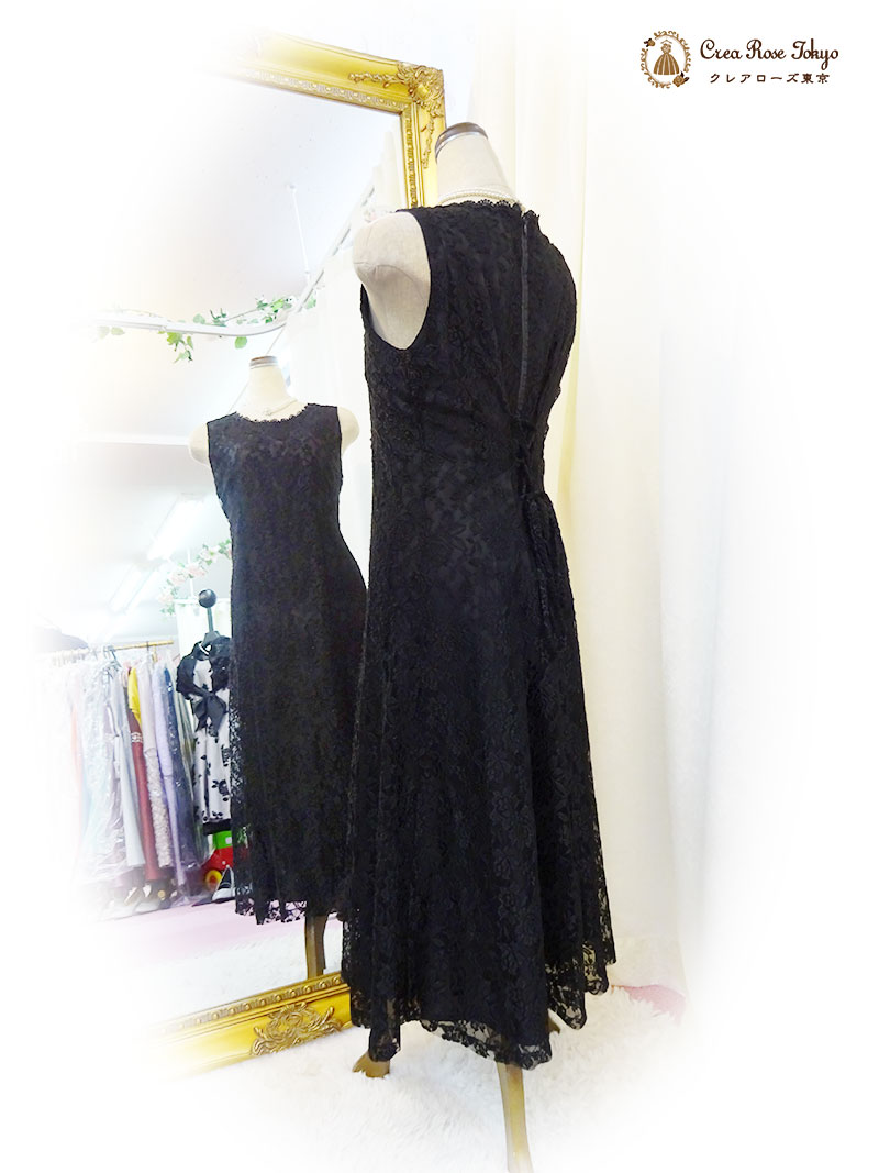 ブラックドレス