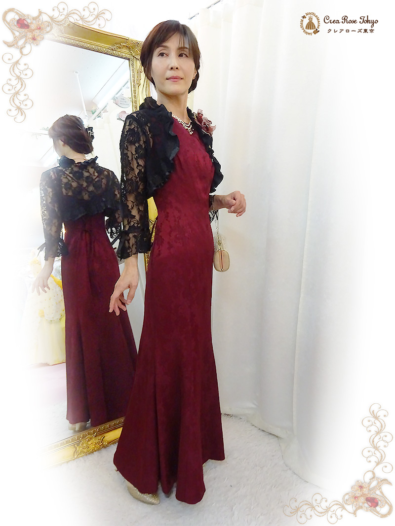 紅のスレンダードレスと黒いレースボレロの2点セット【シャマーラレッドドレス＋ブラックレースロングボレロ】ミセスのパーティードレス