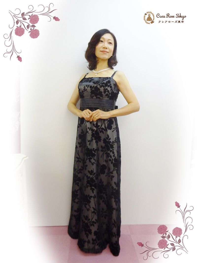 【フルール・ウェンディードレス】背中のリボンがアクセント お母さまに