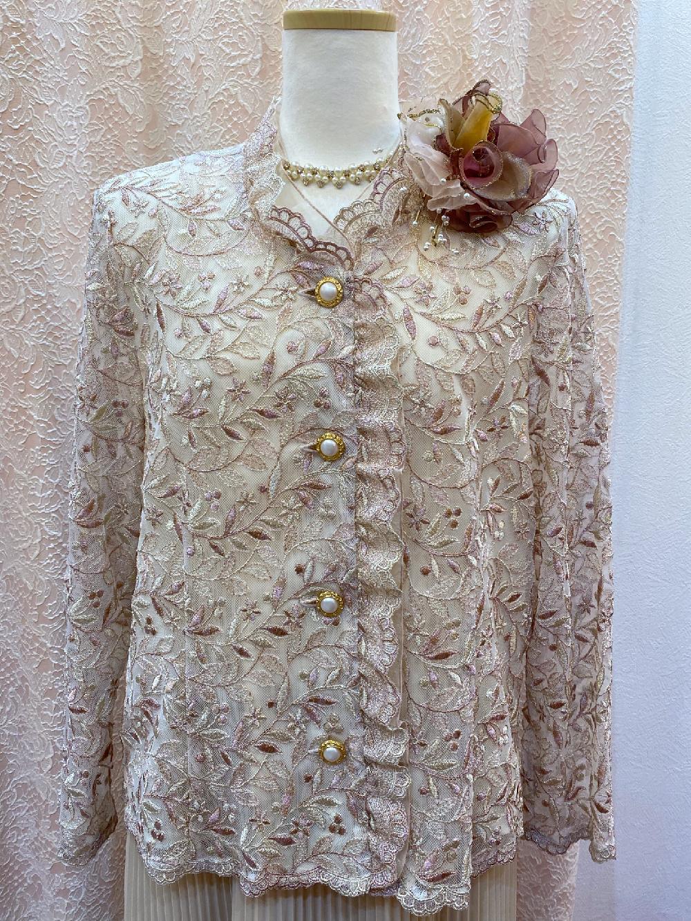 優しいピンク色のジャケット【リーブルマダムジャケット】15号でゆったりと美しく