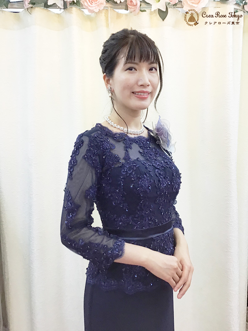 7号 輝くビジューが美しいスレンダーフォルム【ヴェロニカネイビー】40~60代のミセスの結婚式に