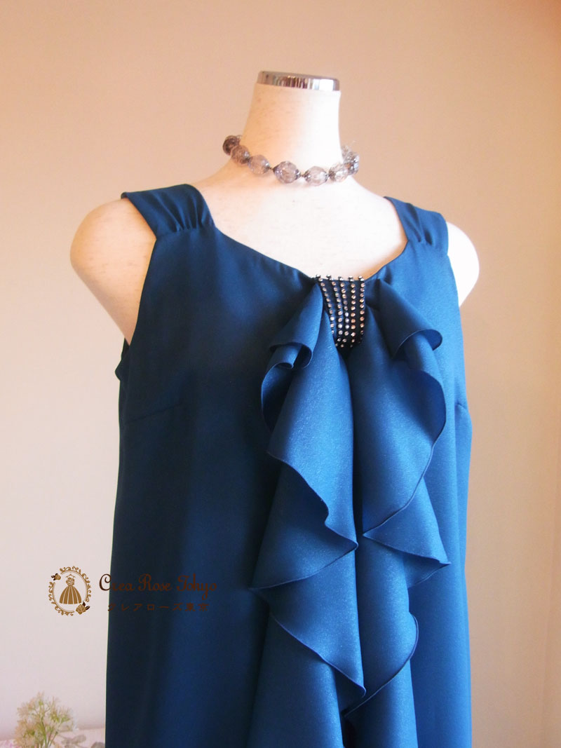 [シンディ]ブルーグリーンのパーティードレス　１１号～１５号サイズ