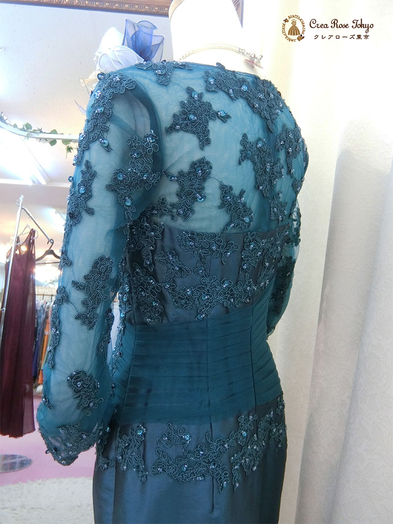 夏の結婚式に映える鮮やかなグリーン色の正礼装【ルイ・フィリップ】華を添える、オリジナルマザーズドレス