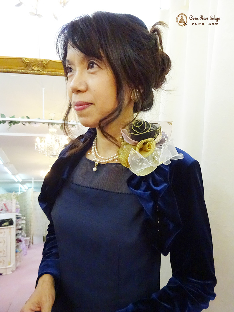 横浜元町　幅広い年代の方にオススメの元気カラー 【ビバリーコサージュ：イエローミックス】