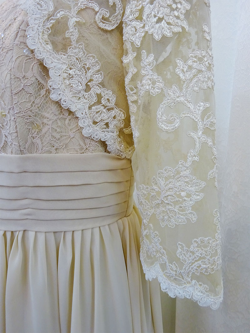 刺繍がエレガントな総レースボレロ【グリセルダシャンパンボレロ】ミセスにおすすめ