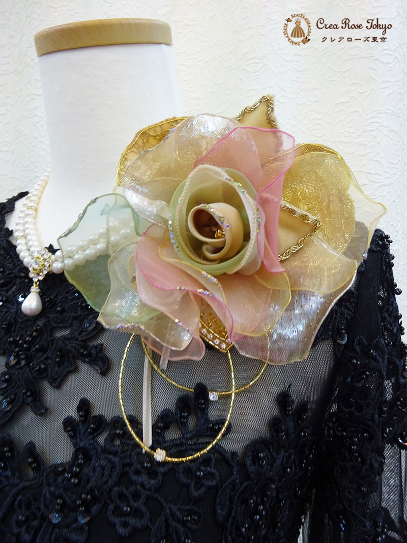 7号サイズ！[ヴェロニカ]ビーズが美しいブラックペプラムマザーズドレス