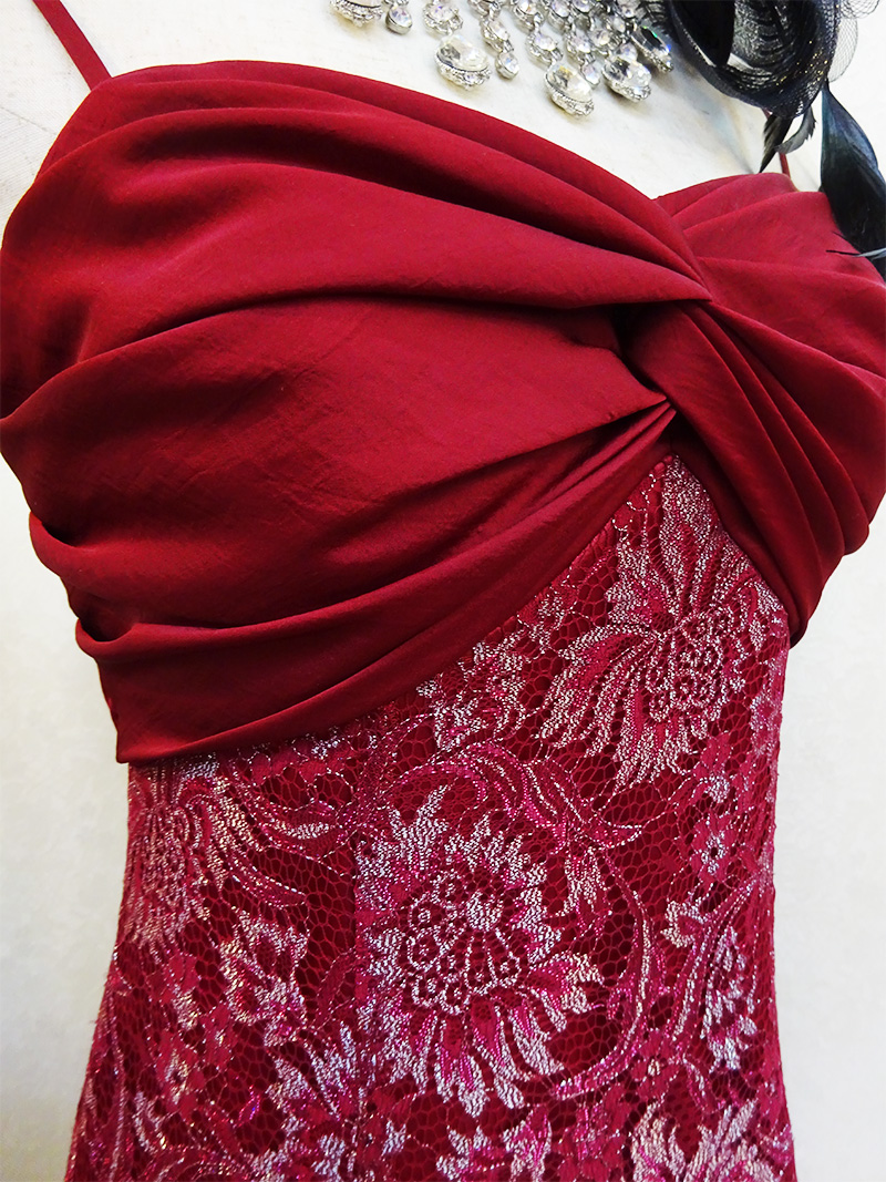 赤イブニングドレス