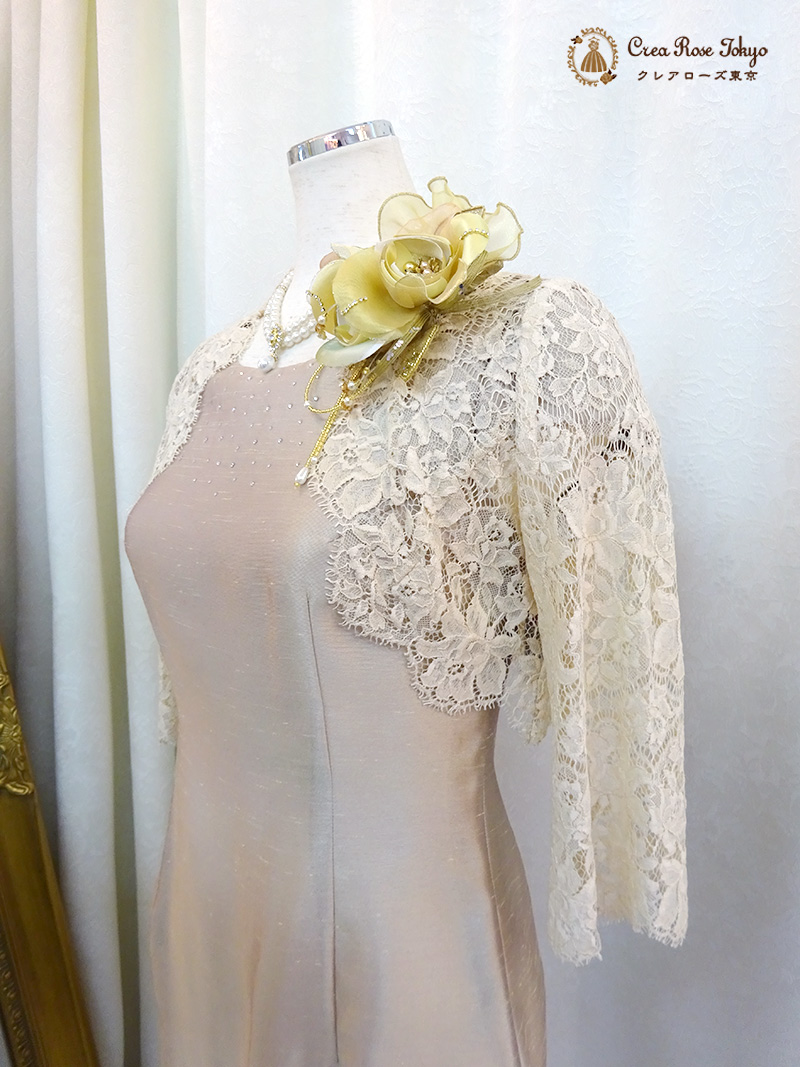 ナチュラルなクリームカラーの総レースボレロ【ソフィーレースクリームボレロ】ミセスにおすすめ