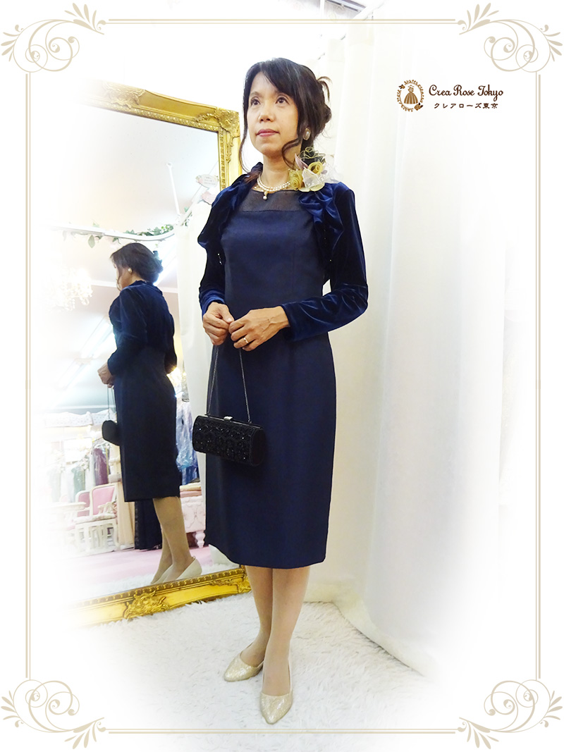 9〜11号の方、着やせ効果UPの人気色ネイビーのボレロ、あらゆる年代の方に【ガブリエル・ベロアボレロ】