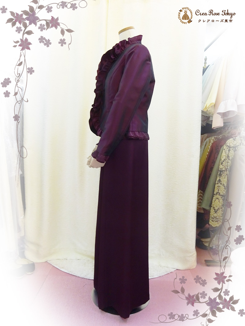 叙勲など、最高のステージを高貴な紅紫で彩る【チェルシーアダージョ＋ヴァンビーノジャケット】9号の方、こだわりの正式ドレススタイルに