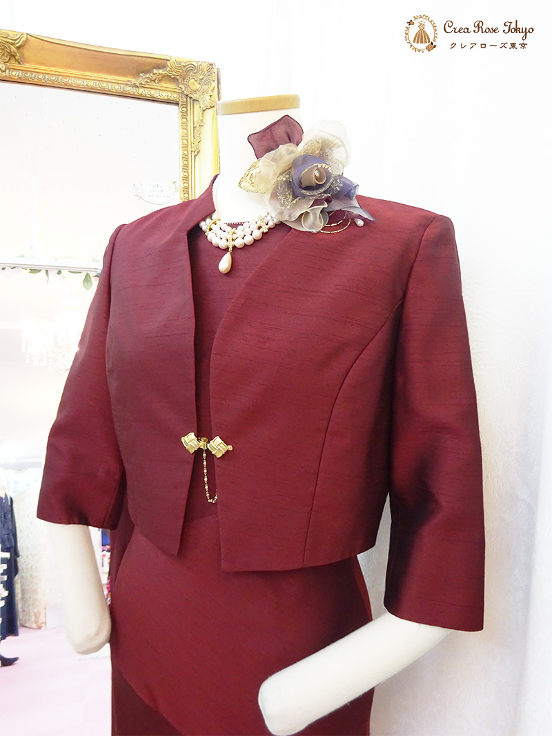叙勲など、輝かしい晴れの日の紅一点に。細身の方【クラシコルージュドレス＋パドラジャケット】ミドル世代のジャケット着用ドレスアップに