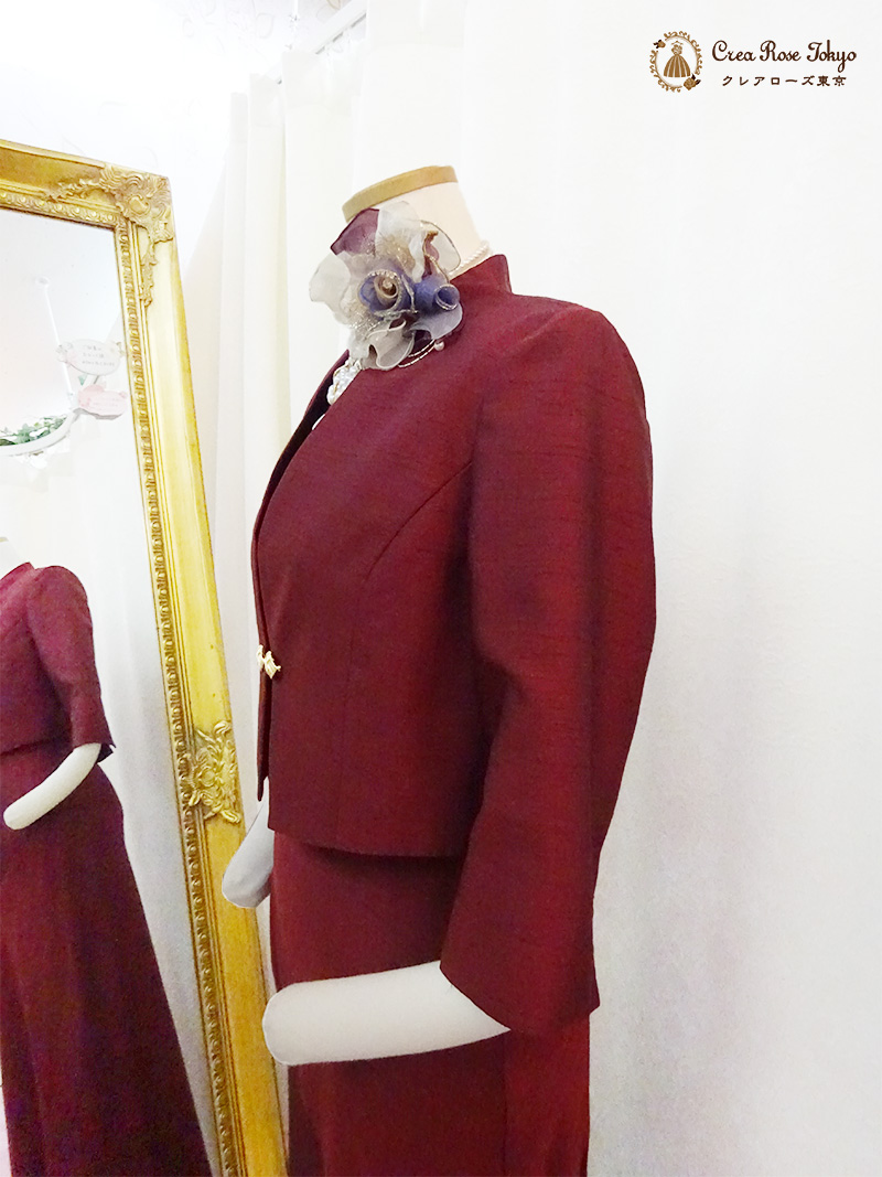 叙勲など、輝かしい晴れの日の紅一点に。細身の方【クラシコルージュドレス＋パドラジャケット】ミドル世代のジャケット着用ドレスアップに