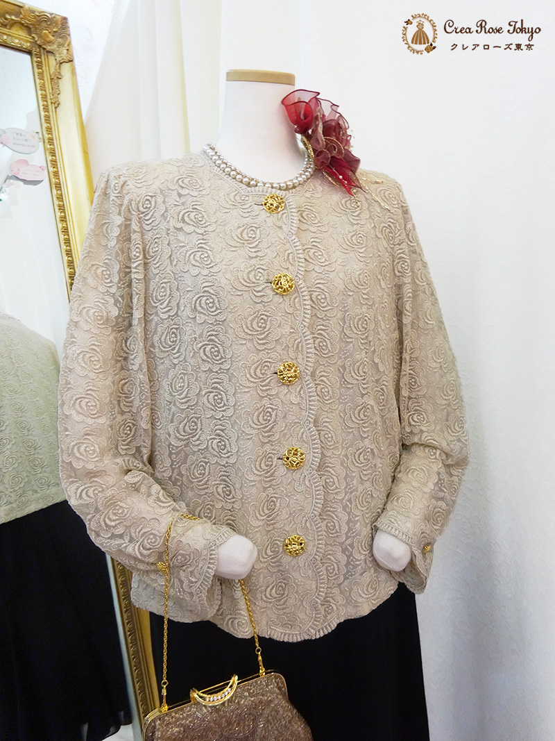 バラの総模様にふんわり揺れる裾が魅力的【クラリネットレディドレス＋アムールローザジャケット】結婚式・パーティーのおばあ様に