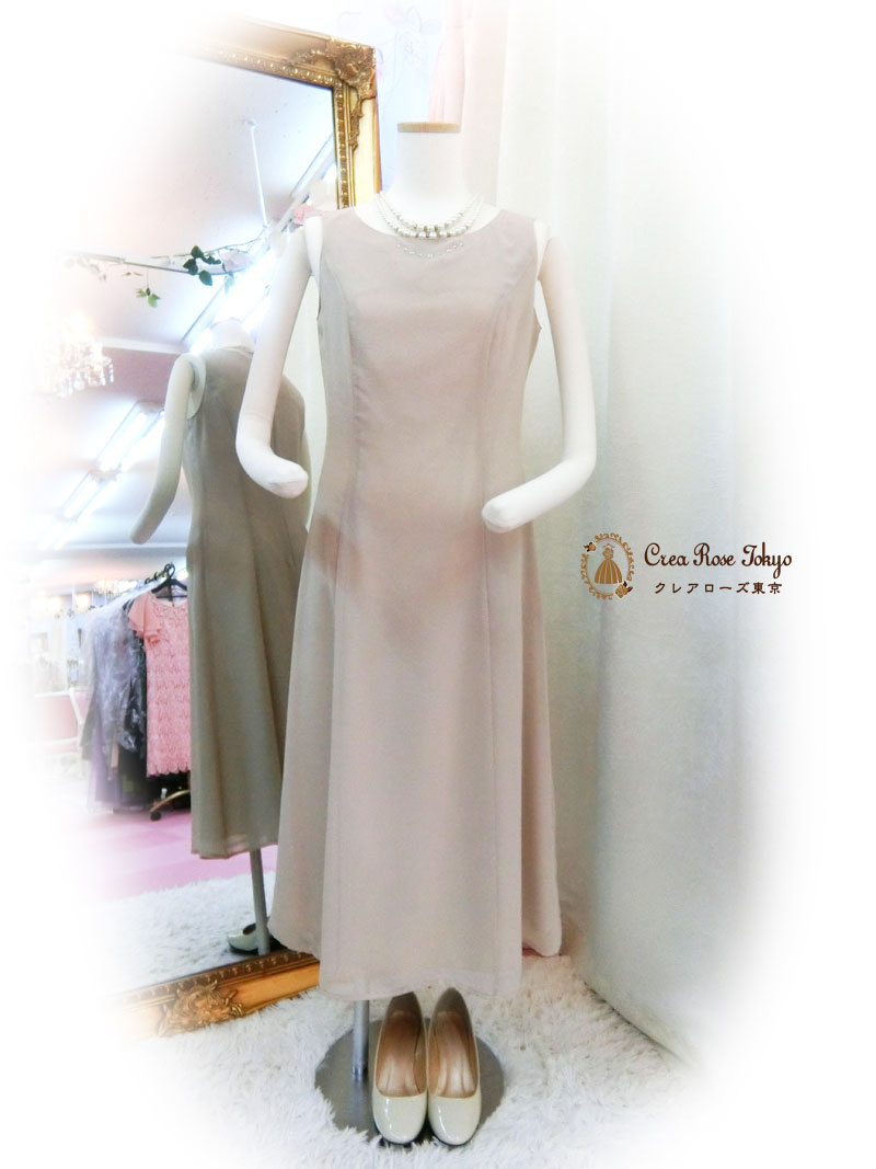 [ゴールディドレス]ご親族様におすすめシンプルエレガントドレス