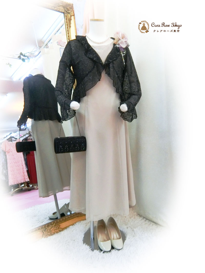 [ゴールディドレス]ご親族様におすすめシンプルエレガントドレス