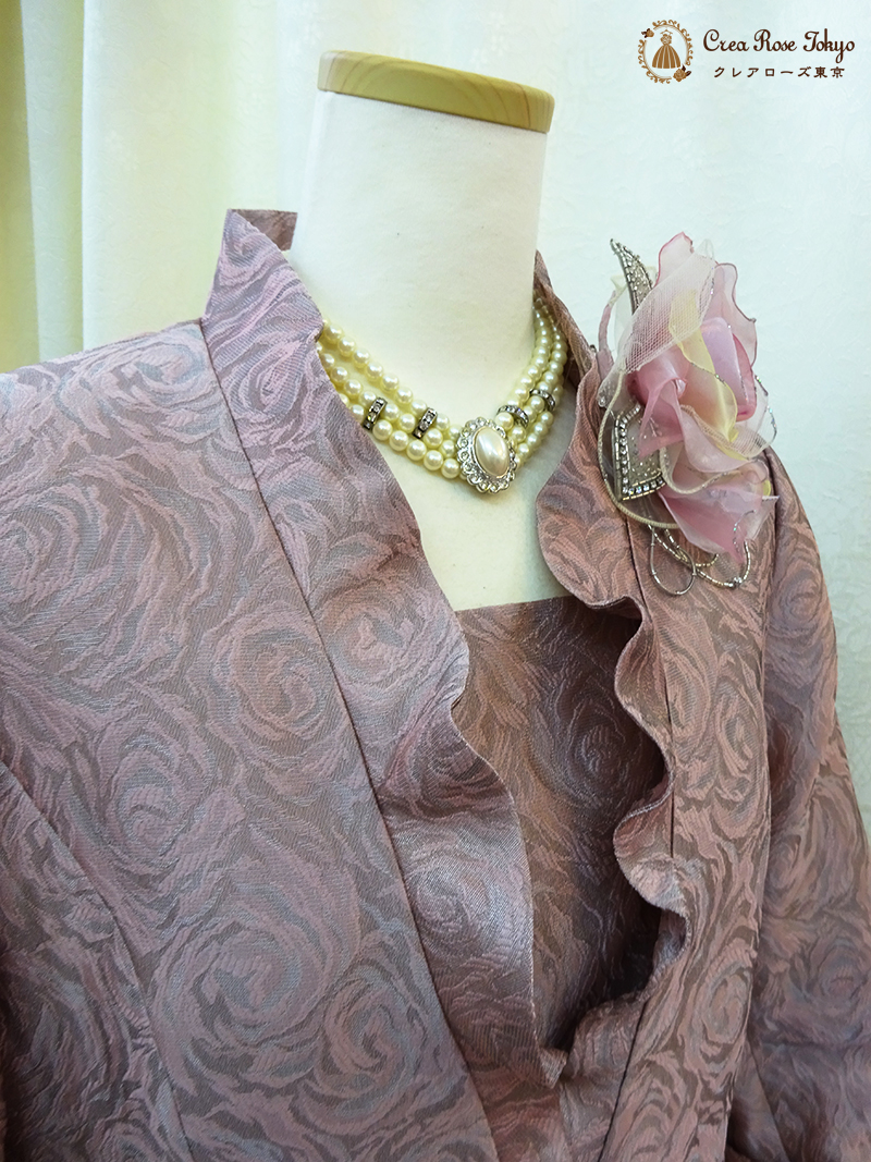 前当て付き！【クレメントレディジャケット】バラの地模様が華やかなミセスジャケット、叔母様祖母様