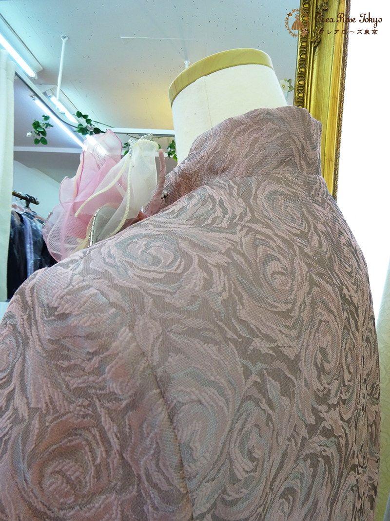 前当て付き！【クレメントレディジャケット】バラの地模様が華やかなミセスジャケット、叔母様祖母様