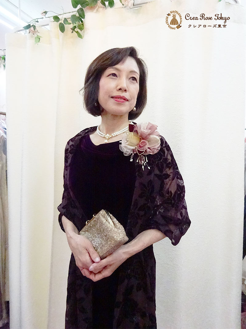 リュクスな印象に！薔薇の刺繍が美しい【ジュリアシアングレースショール】ミセスにおすすめ