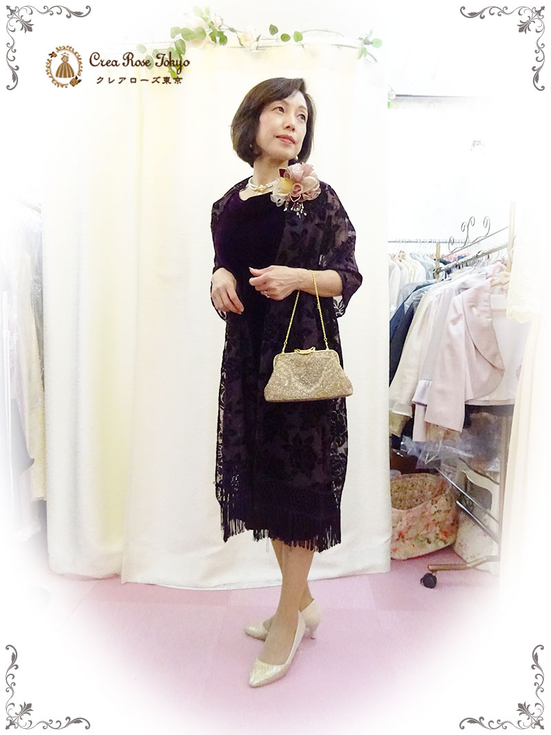 リュクスな印象に！薔薇の刺繍が美しい【ジュリアシアングレースショール】ミセスにおすすめ