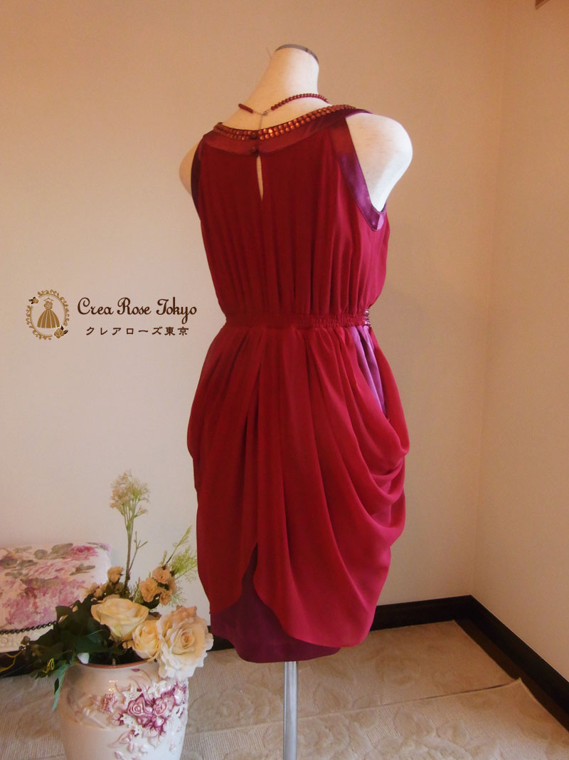 [ヴァンベール]ビジューレッドのワンピースドレス　M～Lサイズ　９号～１１号