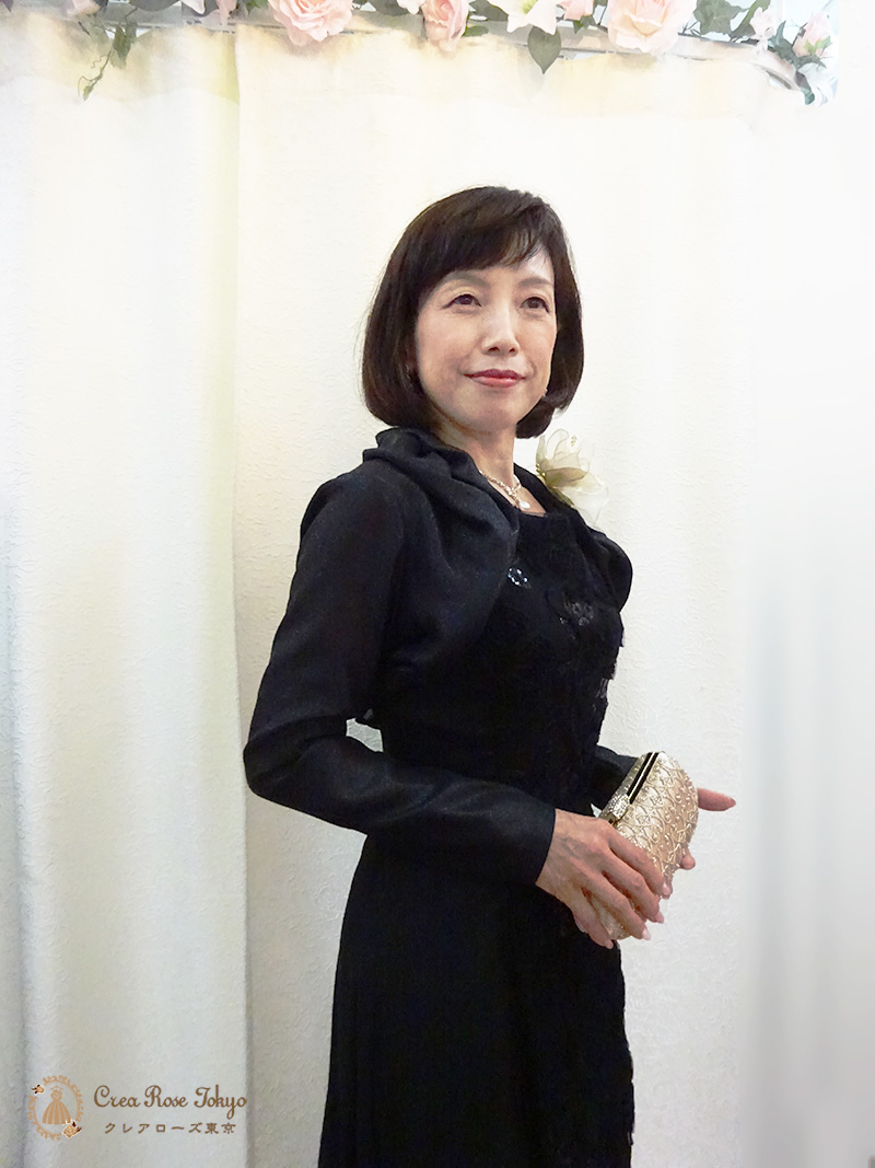 9号の方、穏やかな光沢で都会的なエレガンスが漂う【アガーテ・クリステルボレロ】結婚式のお母さま・ミセスのパーティや発表会に