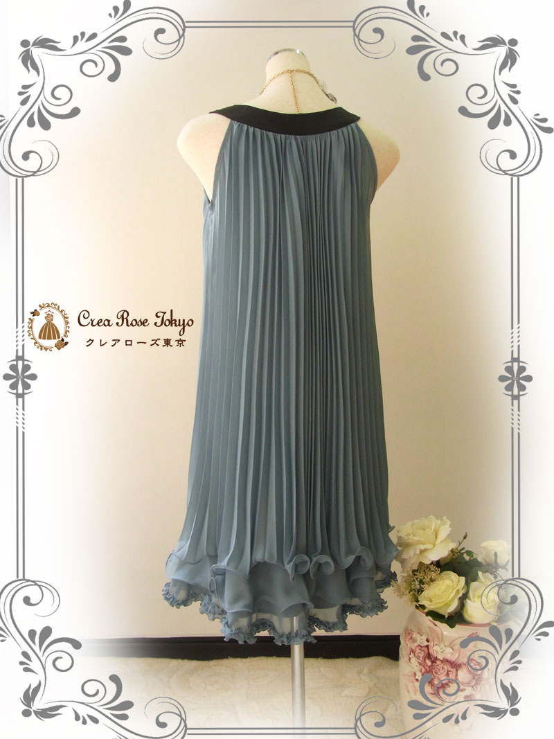 [シモンヌ]プリーツとフリルのワンピースドレス