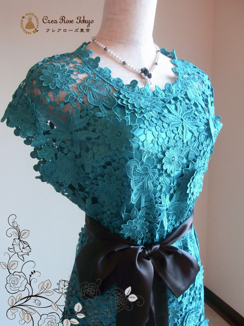 [ダルフィグリーン]上品！総刺繍のパーティードレス　Ｍサイズ９号