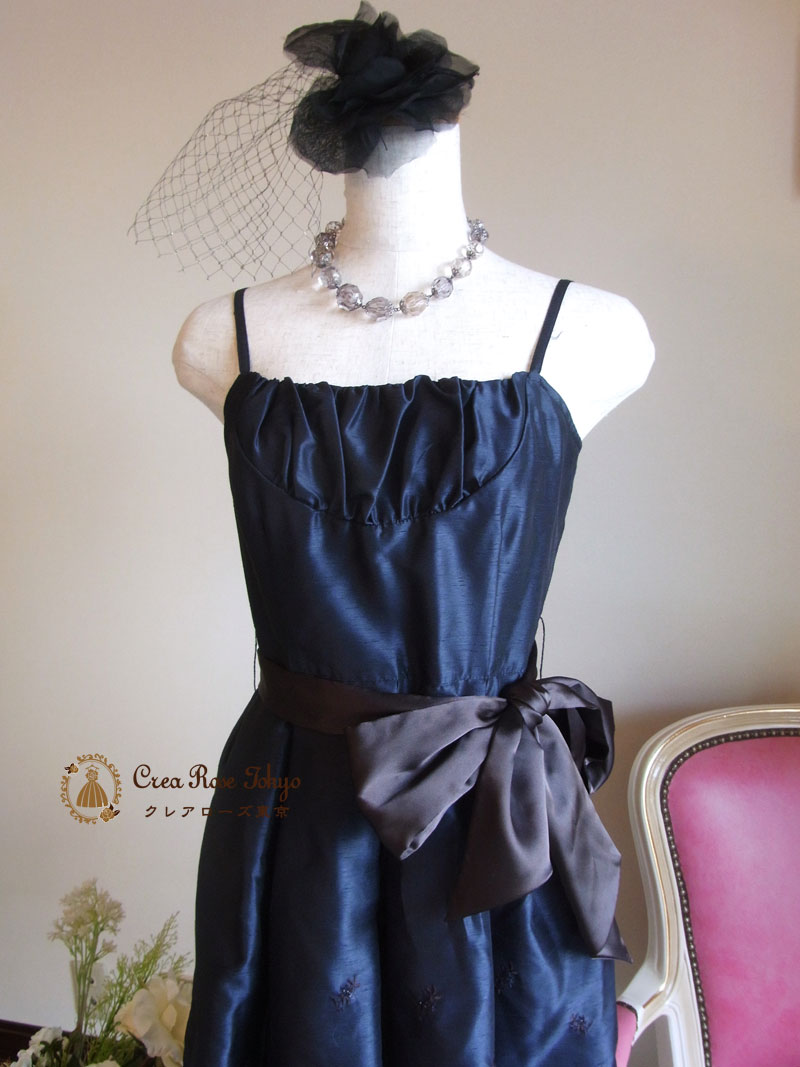 [シャンティ]ダークブルーのレストローズワンピースドレス　Mサイズ