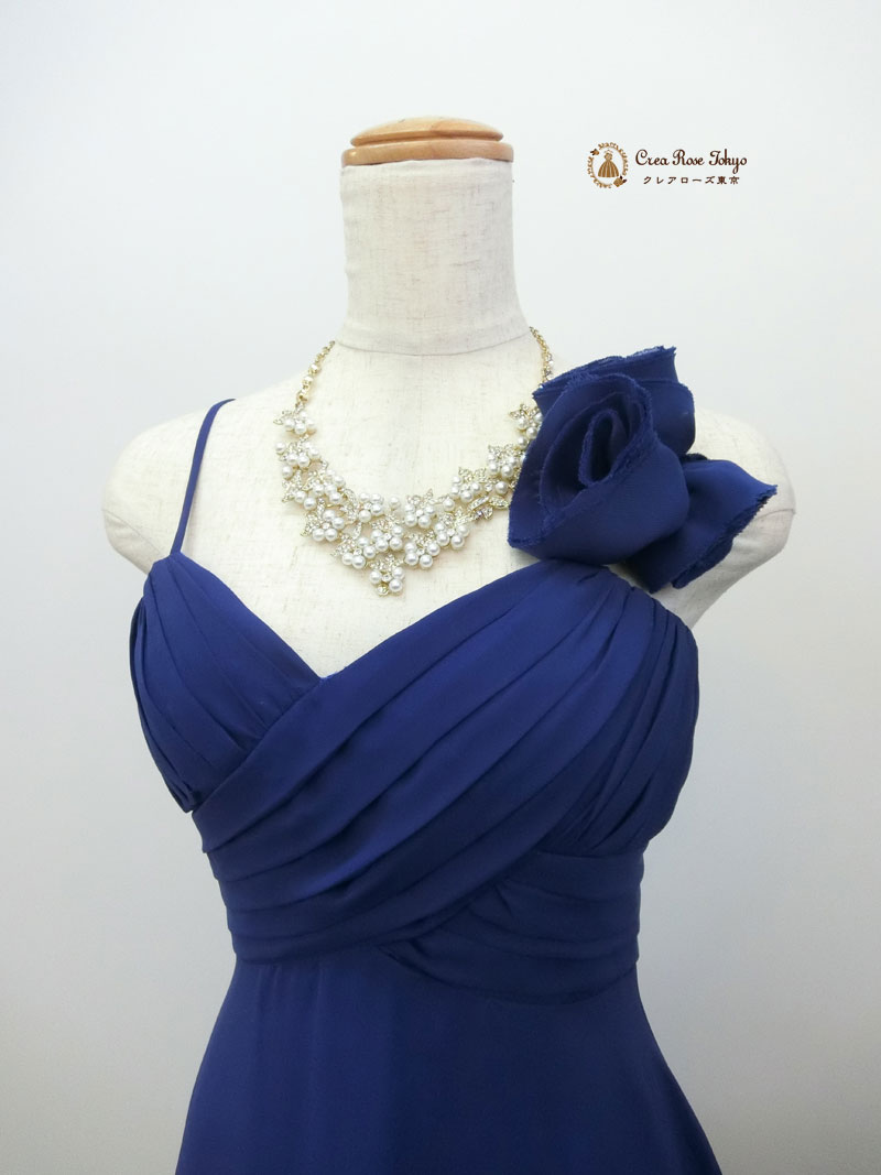 [ブルーノーチェ]エレガントな細身えロングドレス