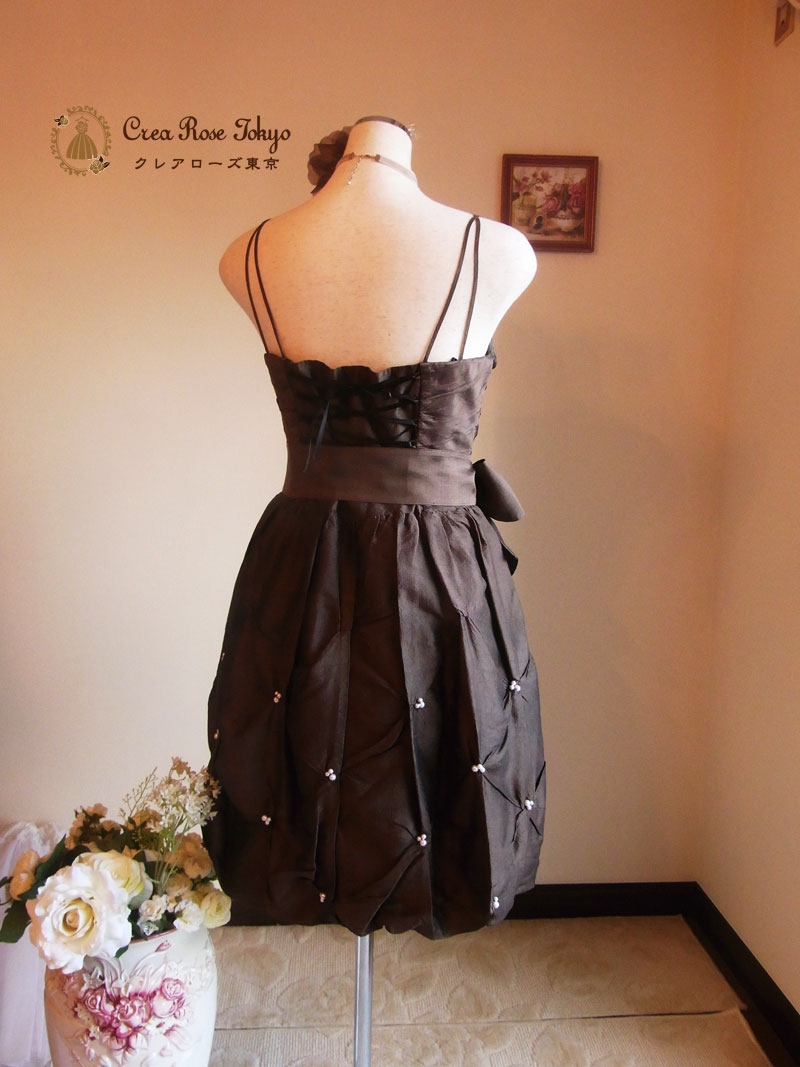 [モニカ]編み上げでフィットするパーティードレス　Ｍ～Ｌ　９～１１号