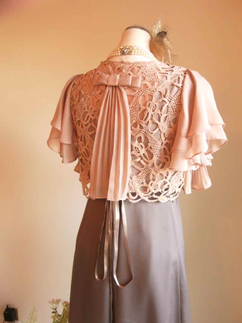 [エレガーナボレロ]ピンクベージュのエレガントボレロ