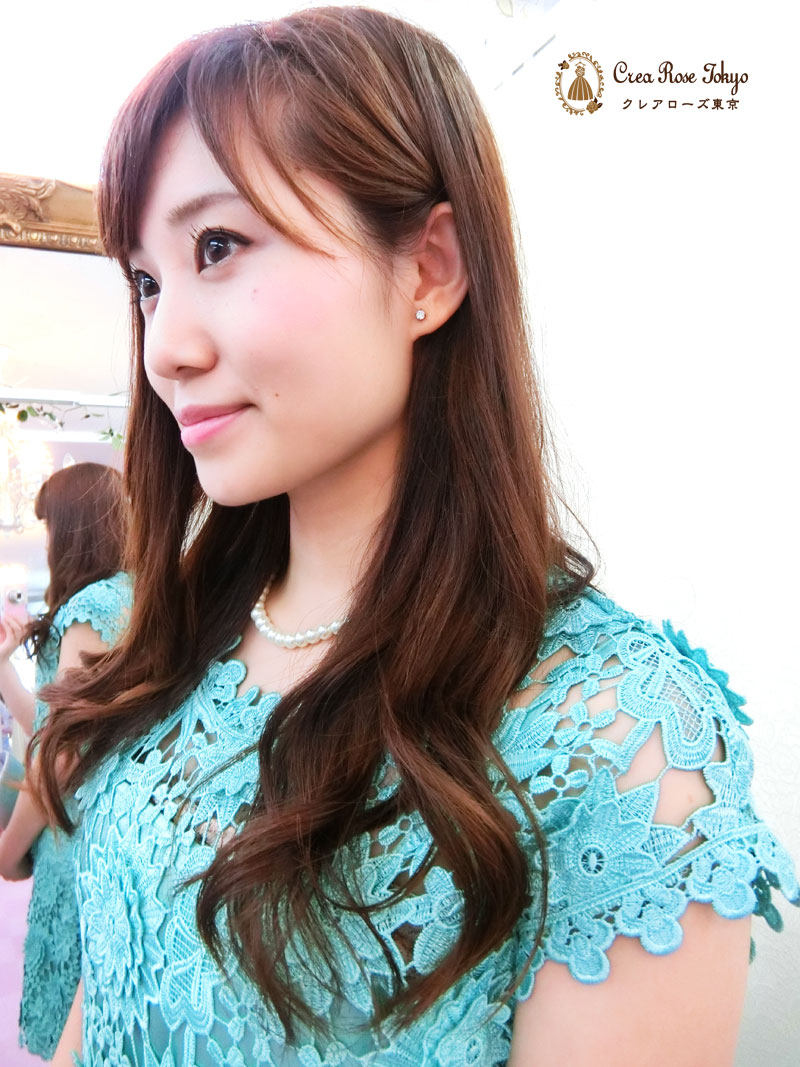 [ダルフィブルー]上品！総刺繍のパーティードレス　Ｍサイズ９号