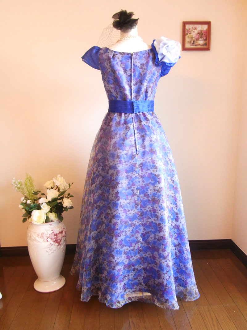 [エリザベス]花柄オーガンジーのブルーロングドレス　９号