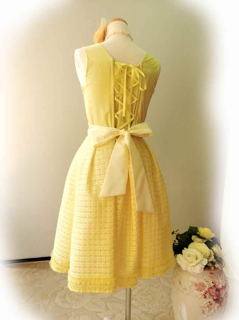 [メヌエット]パステルイエローの清楚系ワンピースドレス