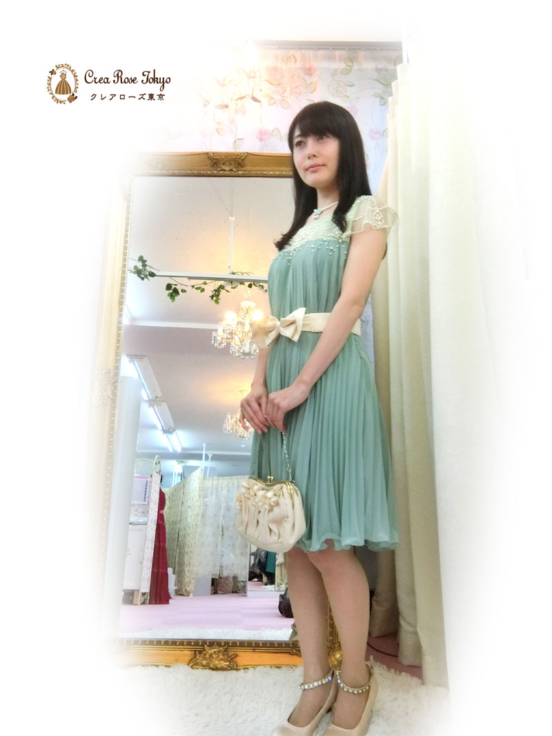 [グリーンパールドレス]パールとプリーツのお呼ばれフリードレス