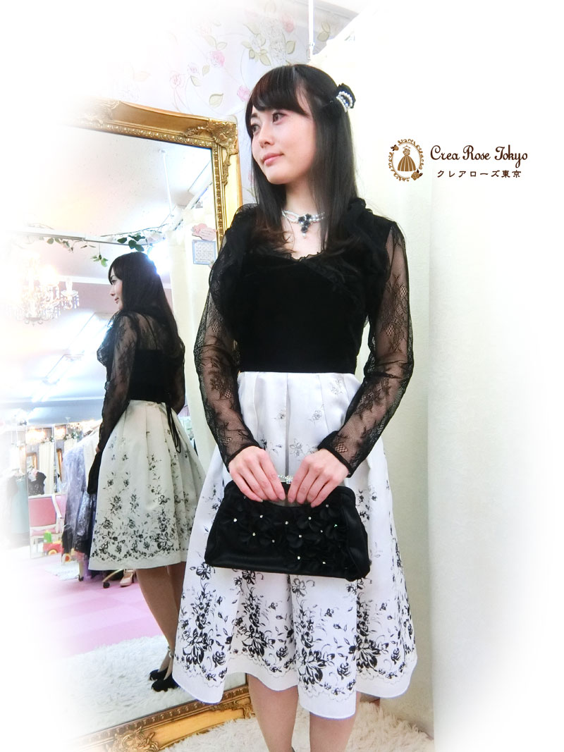 [ナンシー]ベルベット×薔薇刺繍パーティードレス　１６０～9号サイズ