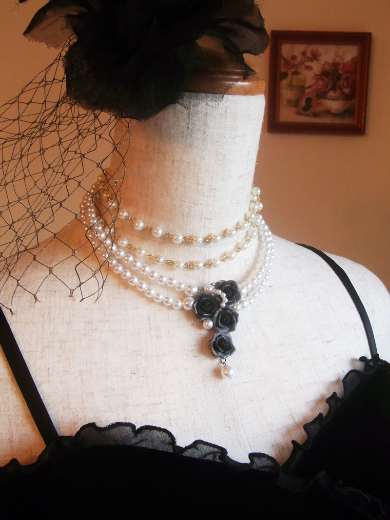 [ナンシー]ベルベット×薔薇刺繍パーティードレス　１６０～9号サイズ